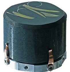 New – compact Smart-Clip metallographic mount holders for SEM